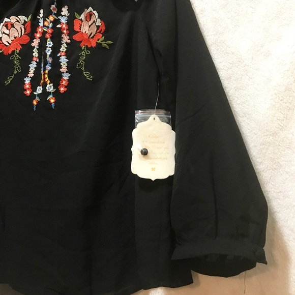 📦S•O•L•D NWT ALTARD STATE Cold Shoulder Blouse - Picture 5 of 7